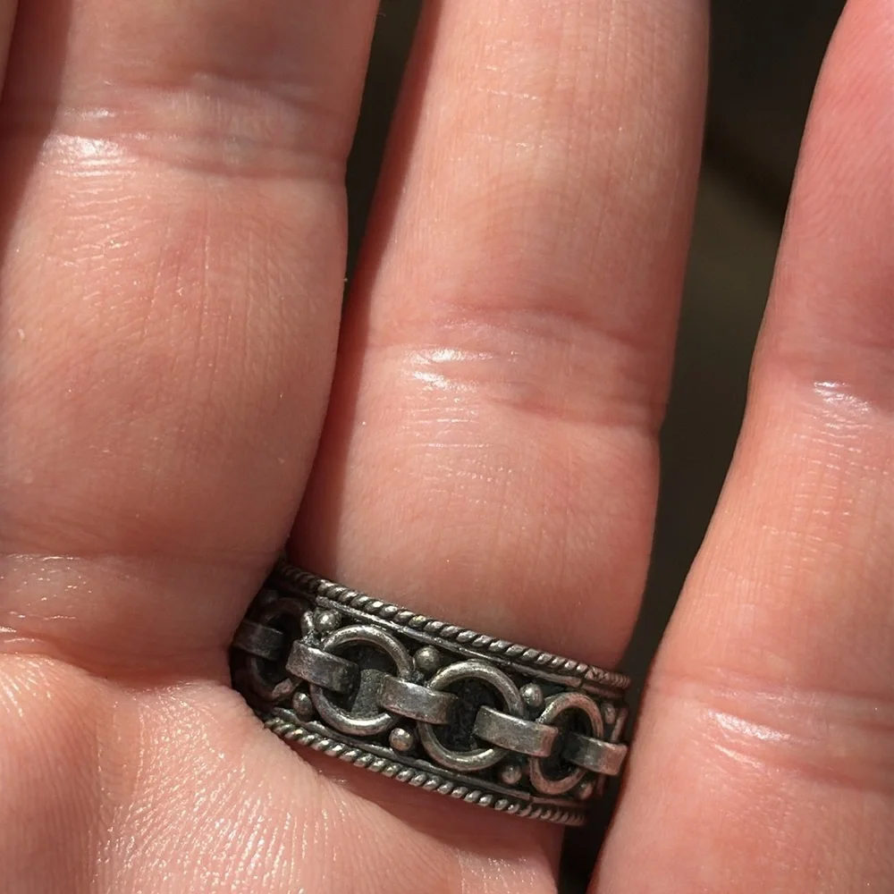Vintage sterling silver Black Stone Band Ring